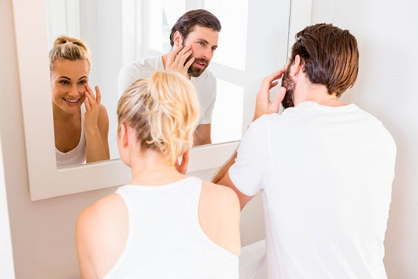 LOS HOMBRES TIENEN LA PIEL  diferente A LAS MUJERES POR ESTOS FACTORES
