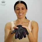 Guantes Exfoliantes Bamboo Carbonizado - Elimina impurezas, activa la circulación y potencia los efectos de los activos.
